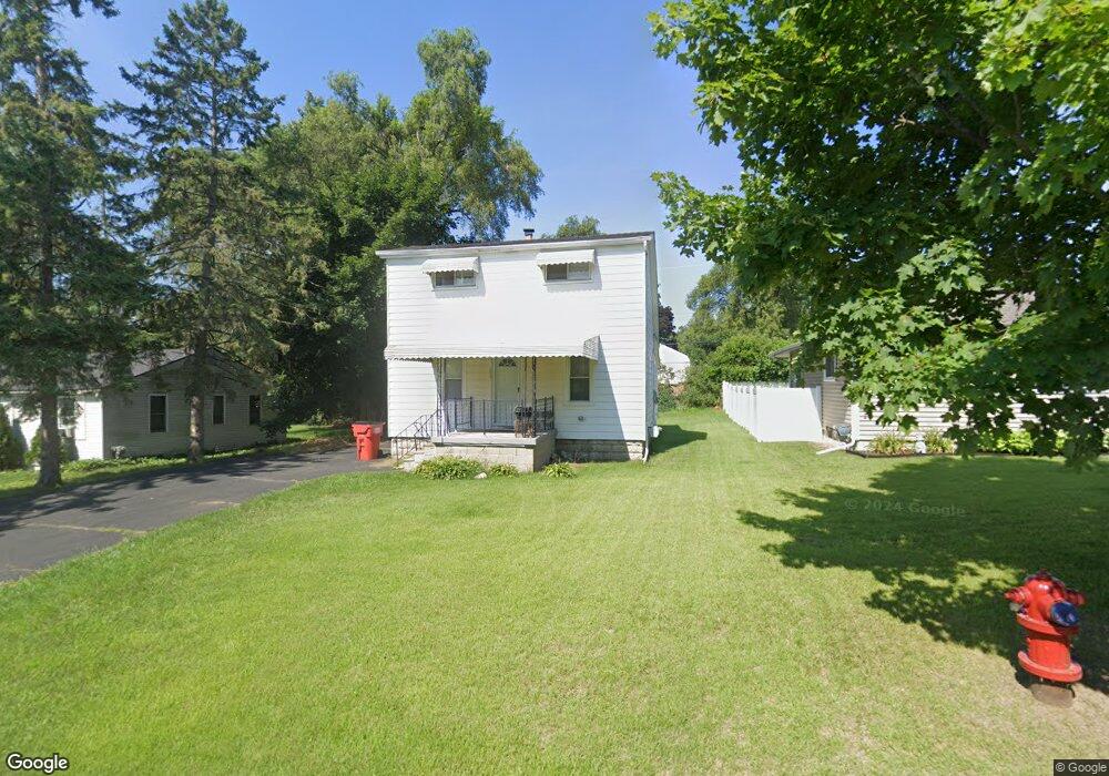 1556 Cypress St, West Bloomfield, MI 48324 - photo 1