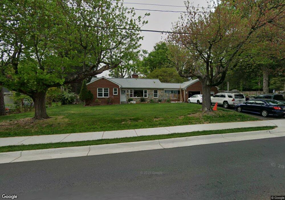 3038 Sleepy Hollow Rd, Falls Church, VA 22042 - photo 1