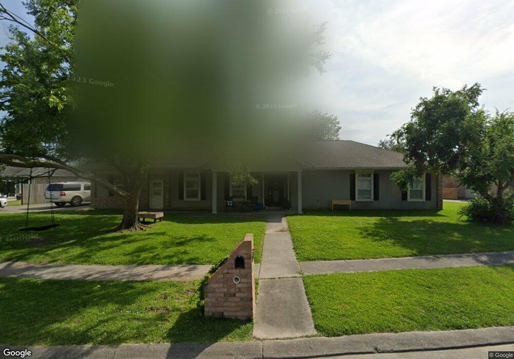 1720 Joshua Dr, Houma, LA 70360 - photo 1