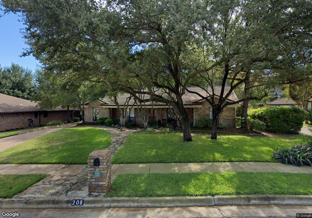 208 Warbler Ct, Bedford, TX 76021 - photo 1