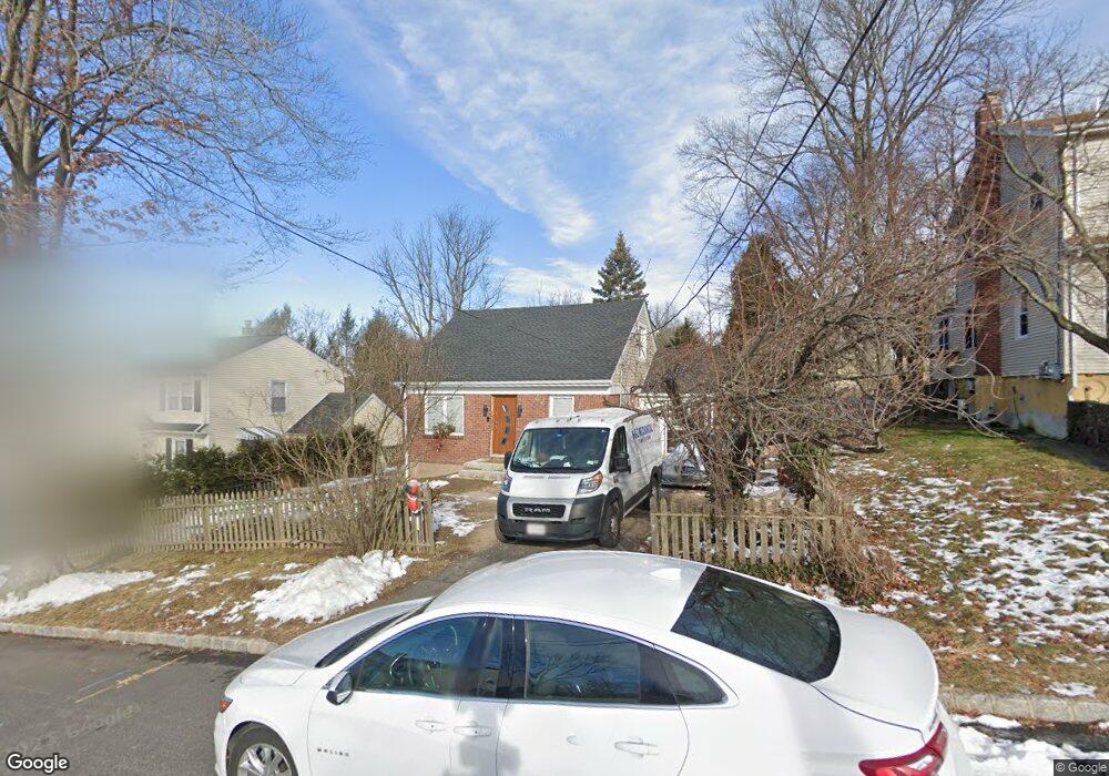 53 Crest Dr N, Cresskill, NJ 07626 - photo 1