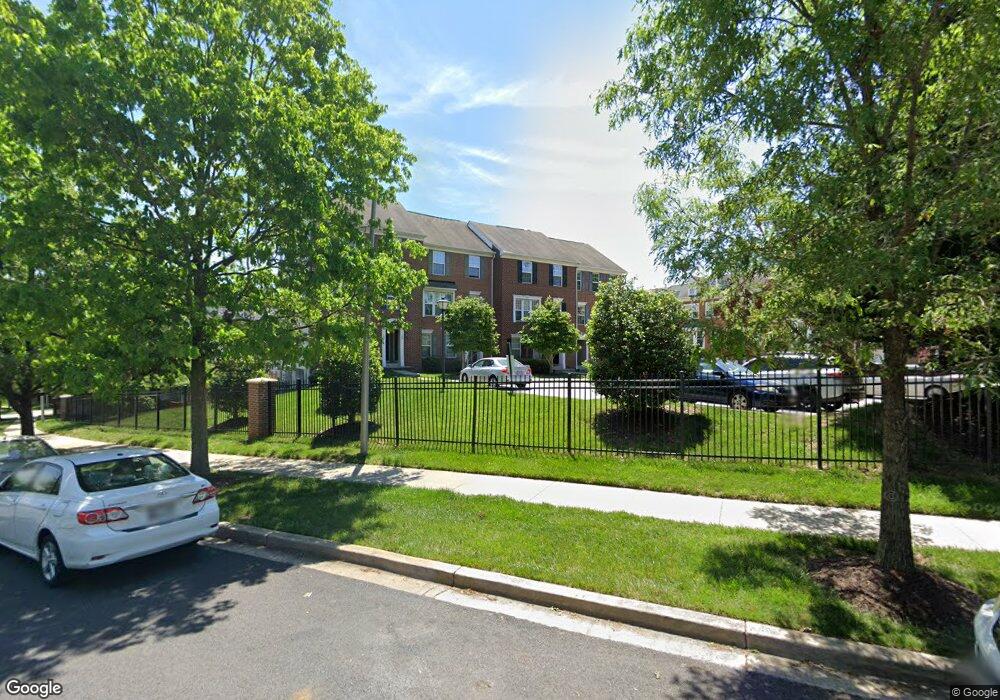 1 Treetop View Ct, Silver Spring, MD 20904 - photo 1