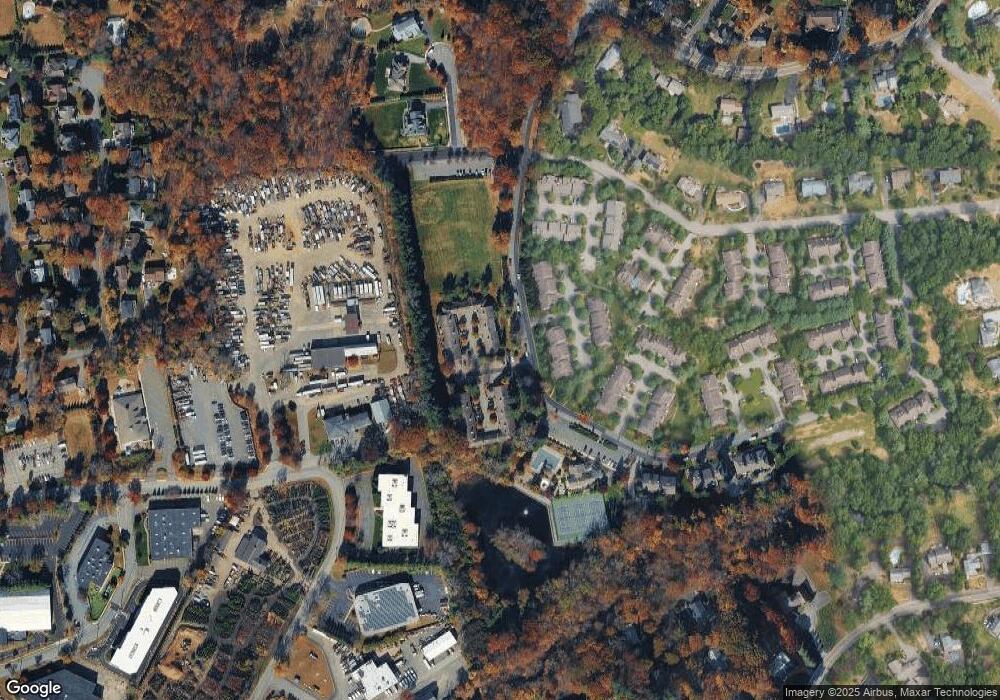 168 Dickinson Ln, Mahwah, NJ 07430 - photo 1