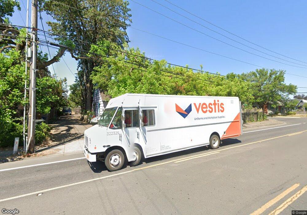 980 Chambers St, Eugene, OR 97402 - photo 1