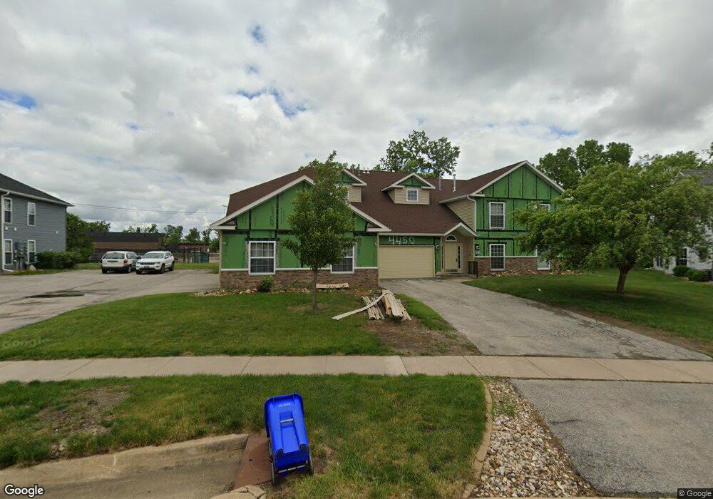 4450 Westchester Dr NE, Cedar Rapids, IA 52402 - photo 1