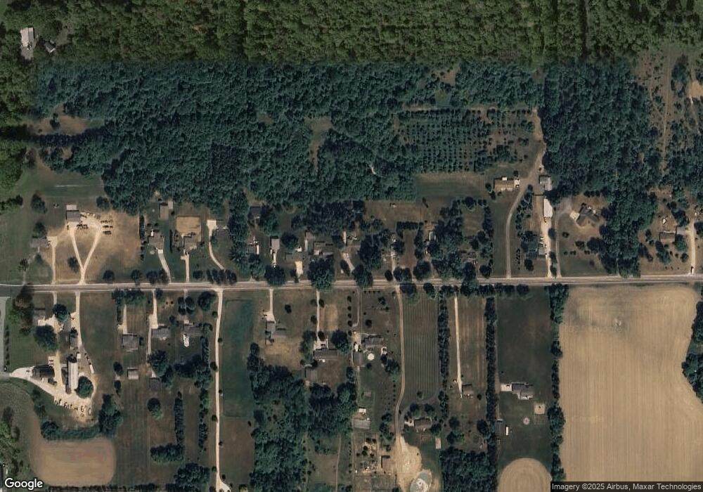 10181 E Richfield Rd, Davison, MI 48423 - photo 1