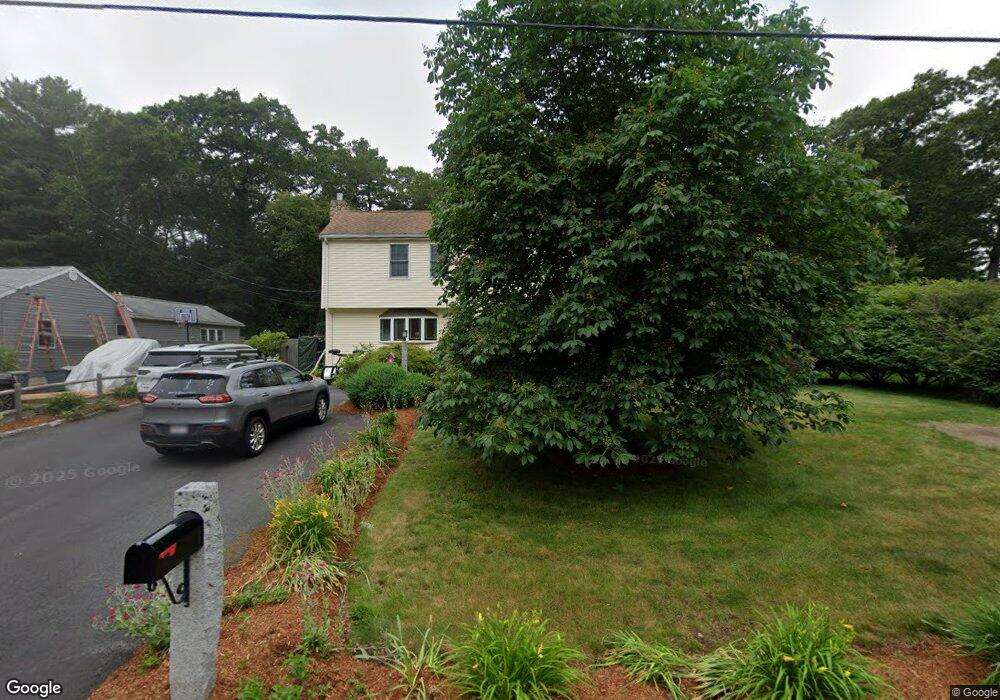 43 Hoover Rd, Walpole, MA 02081 - photo 1