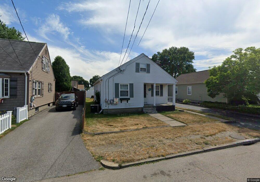 39 Fuller St, Pawtucket, RI 02861 - photo 1