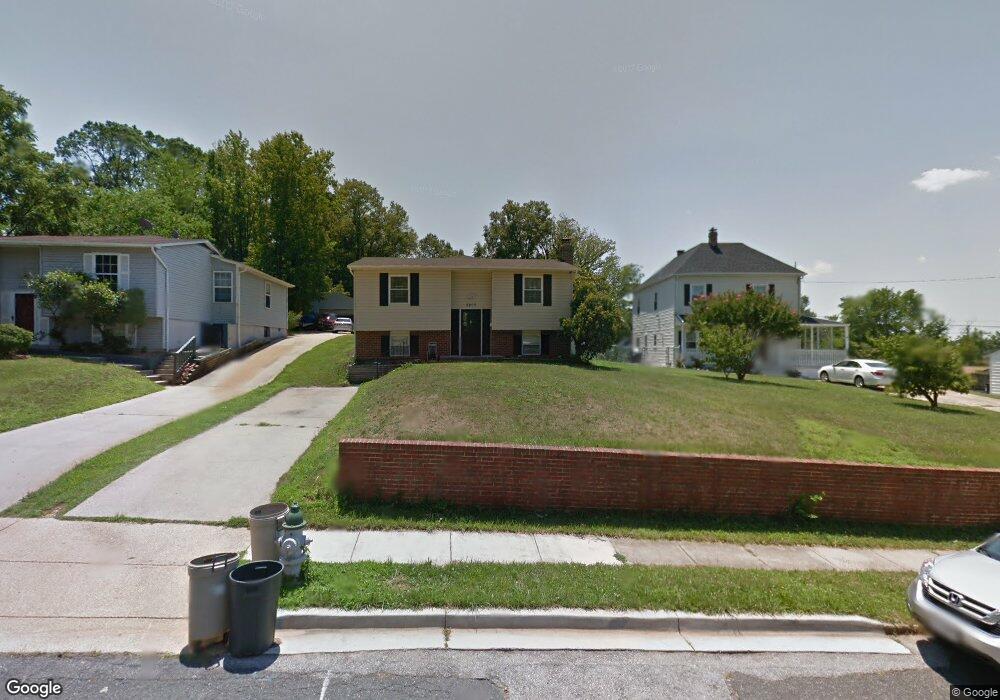 5803 Quintana St, Riverdale, MD 20737 - photo 1