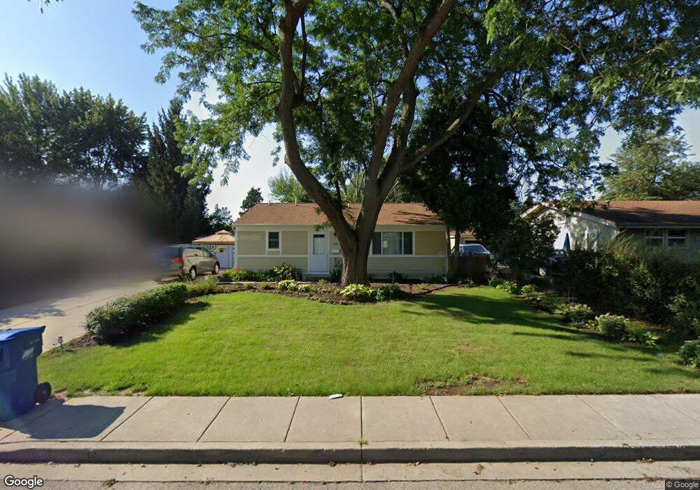 213 Granada Rd, Carpentersville, IL 60110 - photo 1