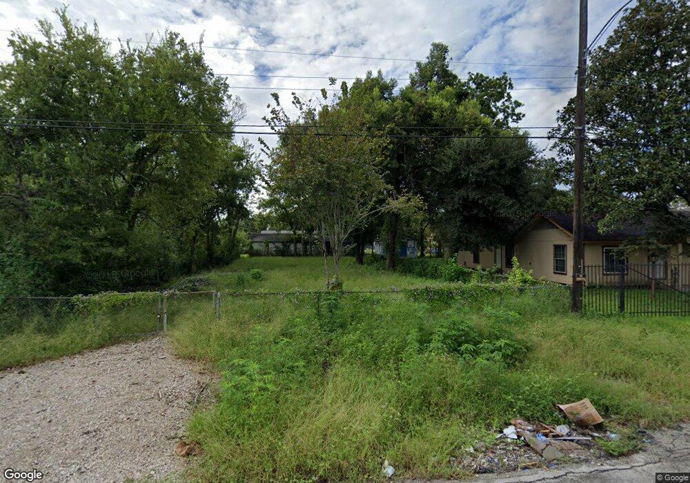 4018 Dorchester St, Houston, TX 77016 - photo 1