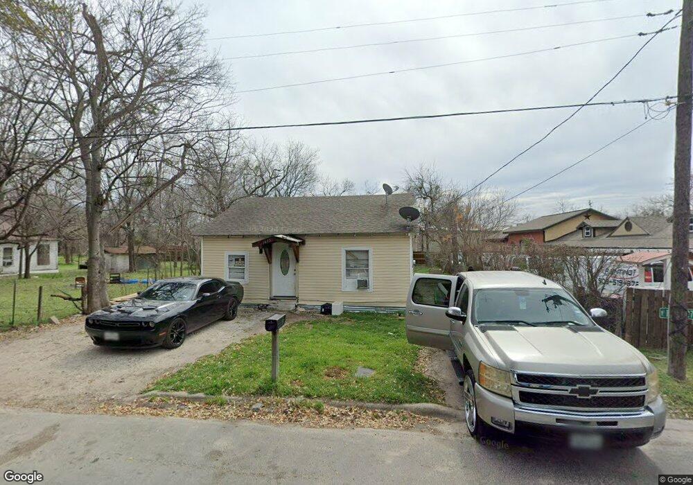 1605 W 12th Ave, Corsicana, TX 75110 - photo 1