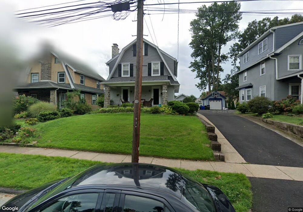 517 Strathmore Rd, Havertown, PA 19083 - photo 1