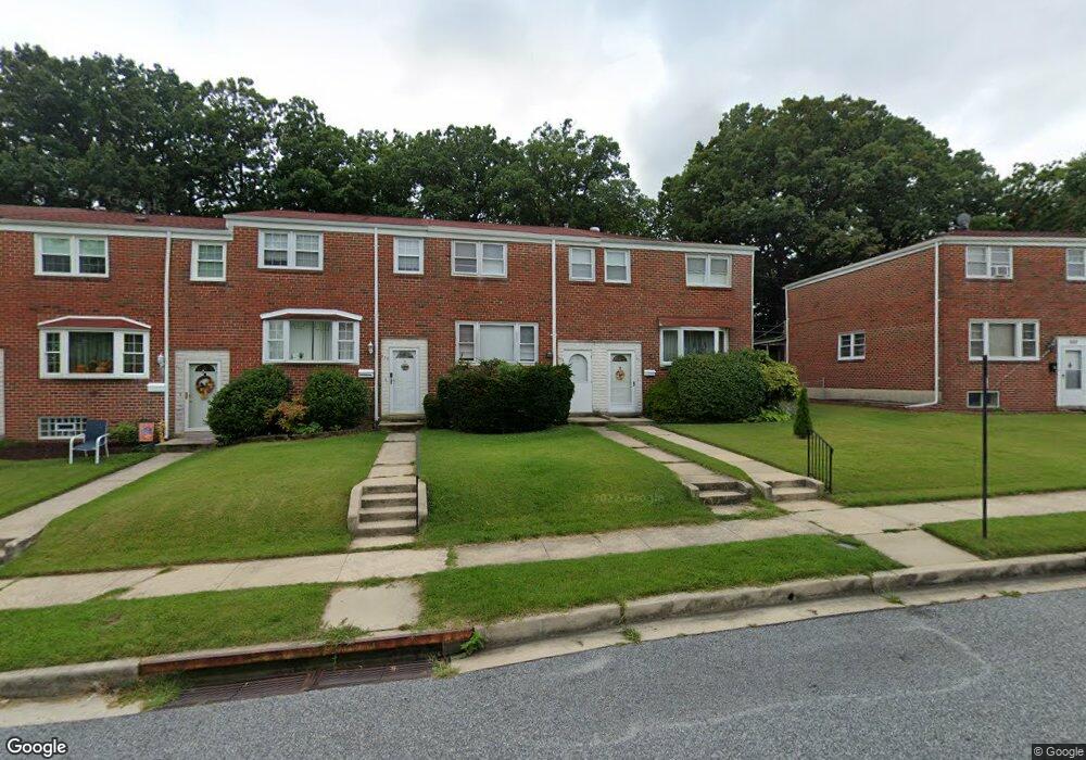 975 Circle Dr, Halethorpe, MD 21227 - photo 1