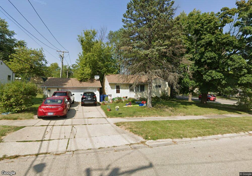 2600 Menominee Rd, Waukegan, IL 60087 - photo 1