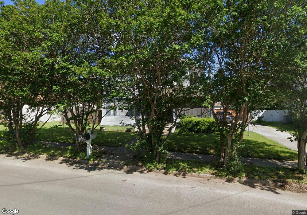 514 Featherston St, Cleburne, TX 76033 - photo 1