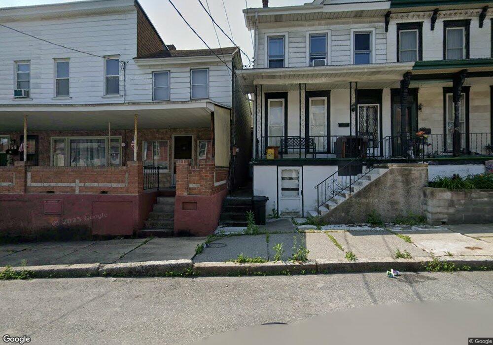 160 1/2 Penn St, Tamaqua, PA 18252 - photo 1