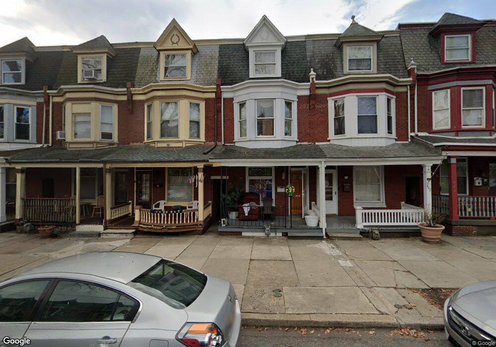 438 Chestnut St, West Reading, PA 19611 - photo 1