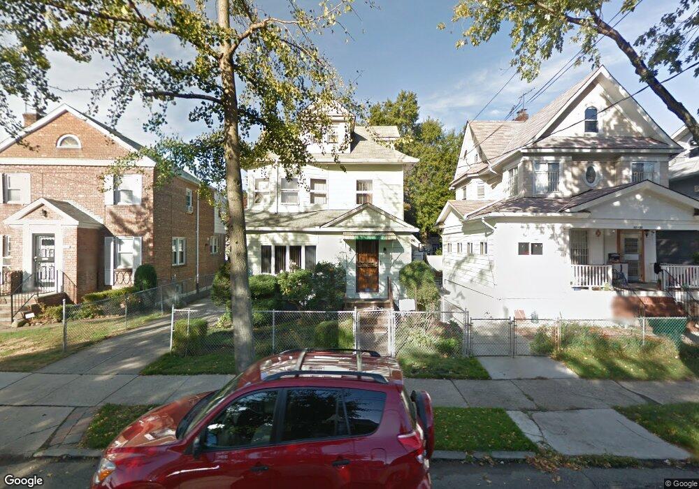 4336 169th St, Flushing, NY 11358 - photo 1