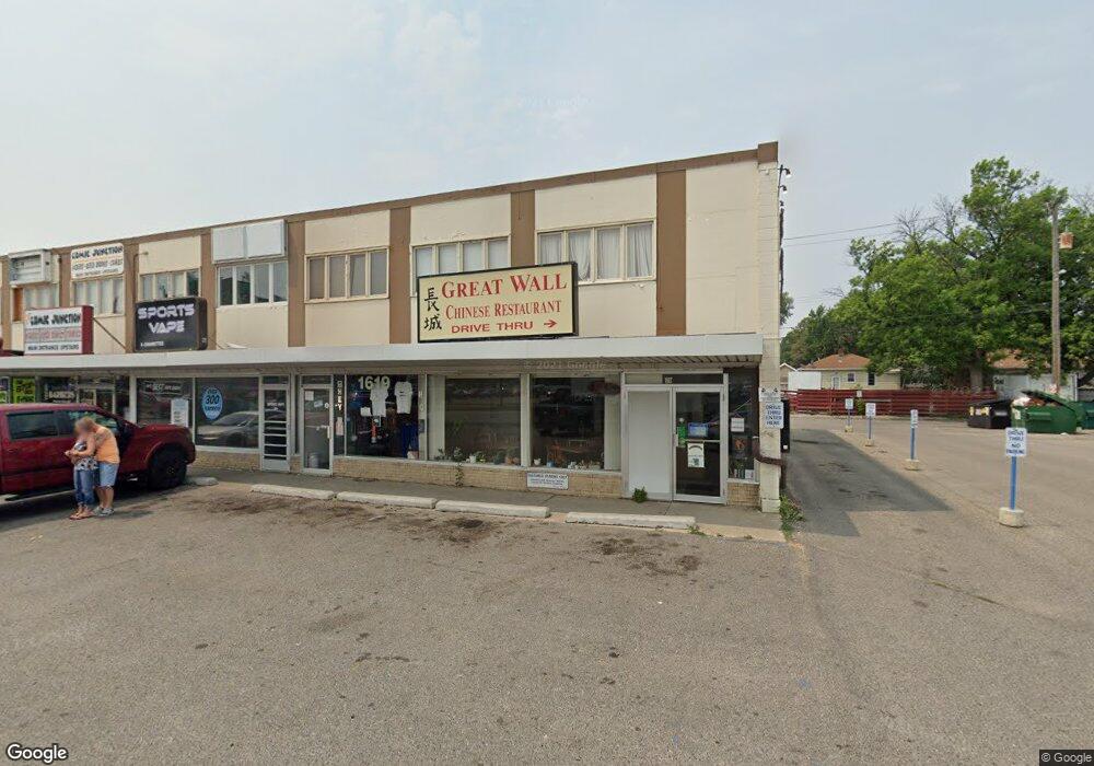 1617 University Dr N, Fargo, ND 58102 - photo 1