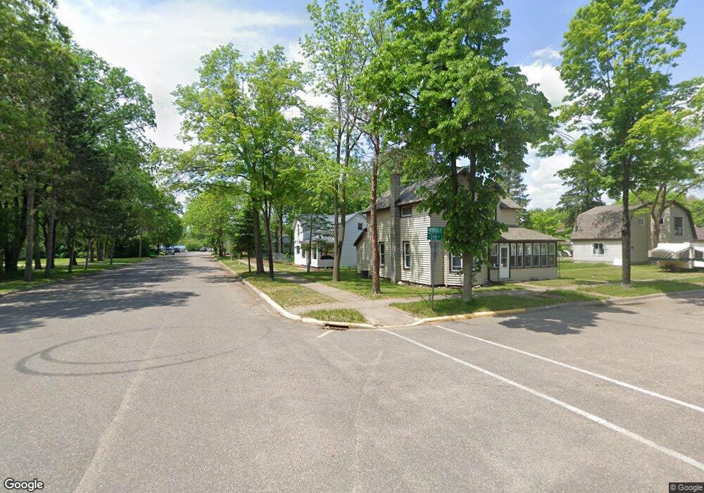 110 W Merrill Ave, Tomahawk, WI 54487 - photo 1