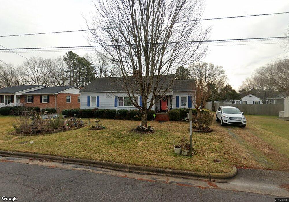 209 E Fairview Dr, Oxford, NC 27565 - photo 1