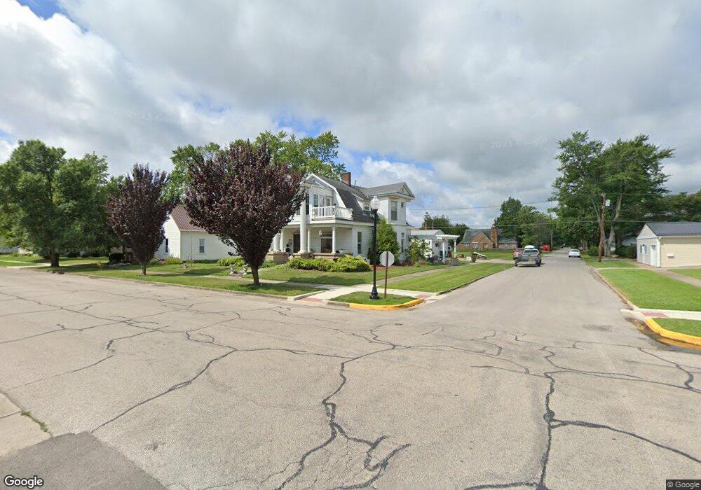 490 N Main St, Linton, IN 47441 - photo 1