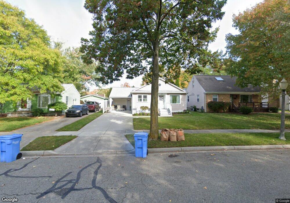 2110 Cooper Ave, Lansing, MI 48910 - photo 1