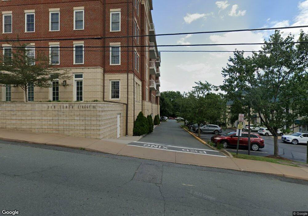 210 10th St NE unit 202, Charlottesville, VA 22902 - photo 1