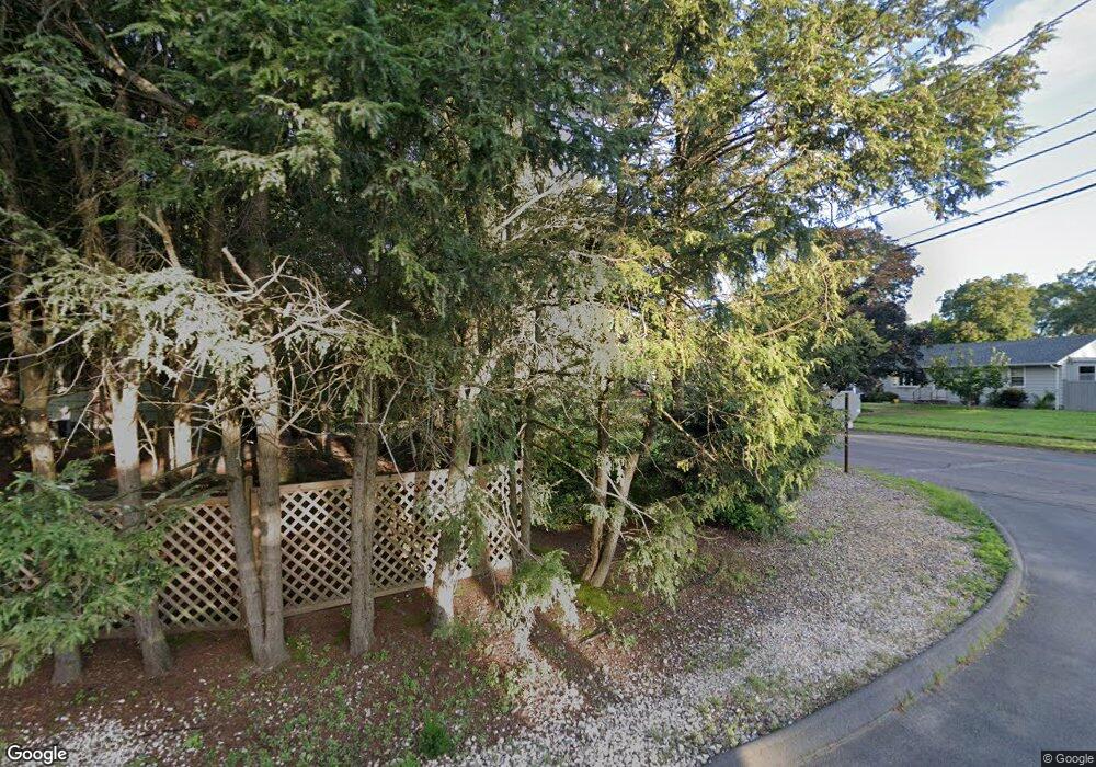 4 Juniper Dr, Windsor Locks, CT 06096 - photo 1