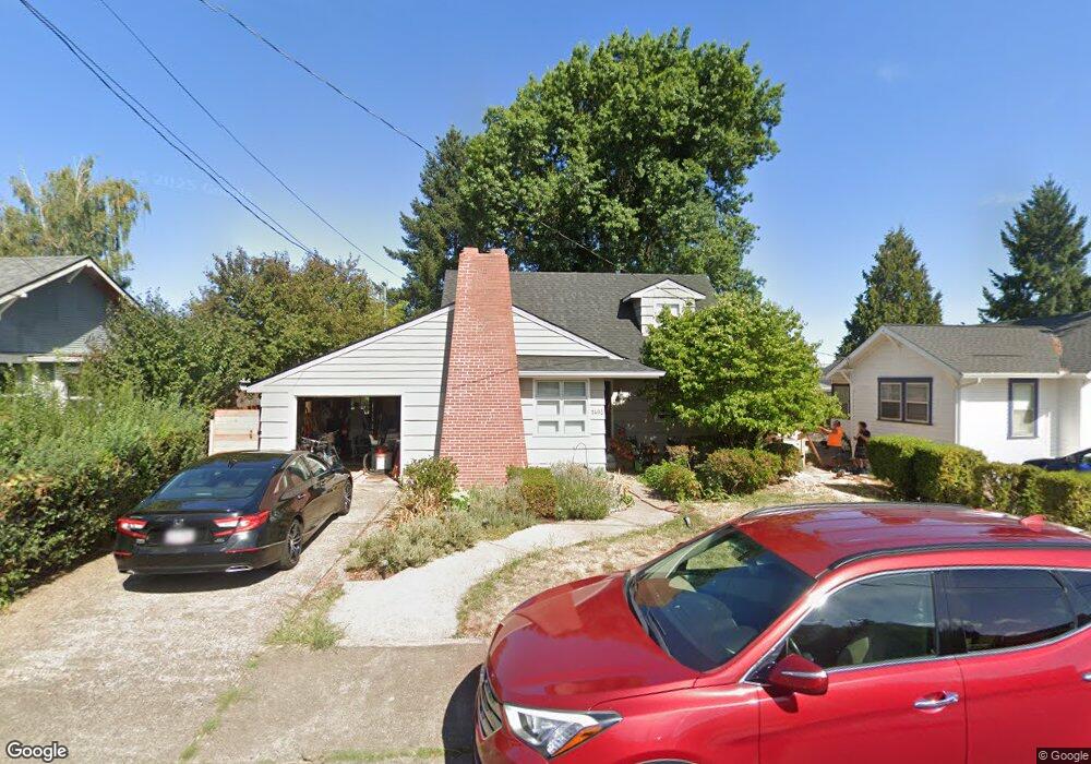 1403 Takena St SW, Albany, OR 97321 - photo 1