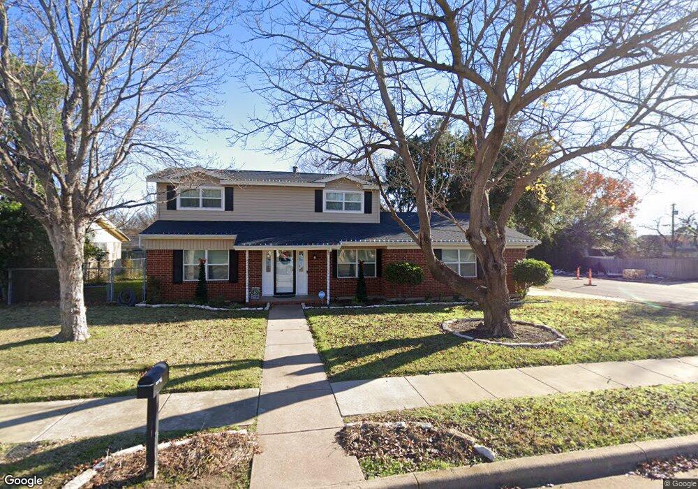 1900 Chattanooga Dr, Bedford, TX 76022 - photo 1