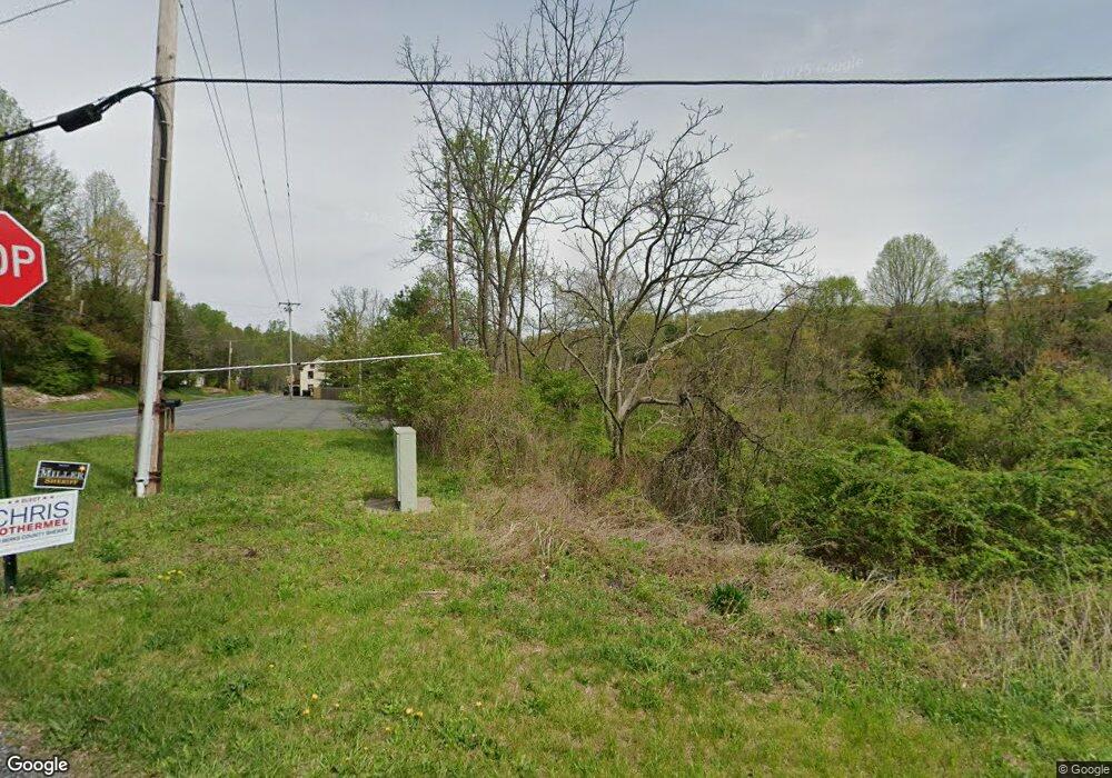 8 Golf Course Rd, Mohnton, PA 19540 - photo 1