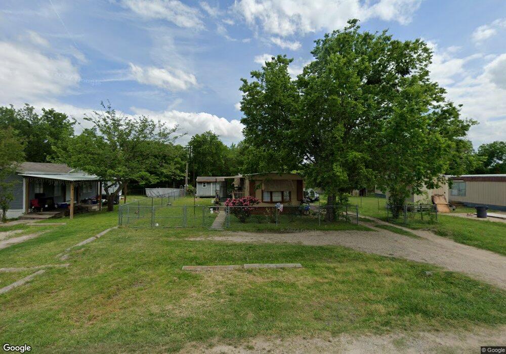 317 Beverly Dr, Ennis, TX 75119 - photo 1