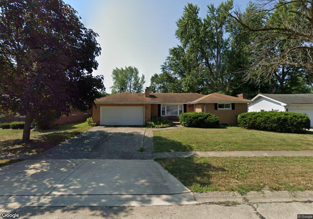 1207 Foothill Dr, Champaign, IL 61821 - photo 1