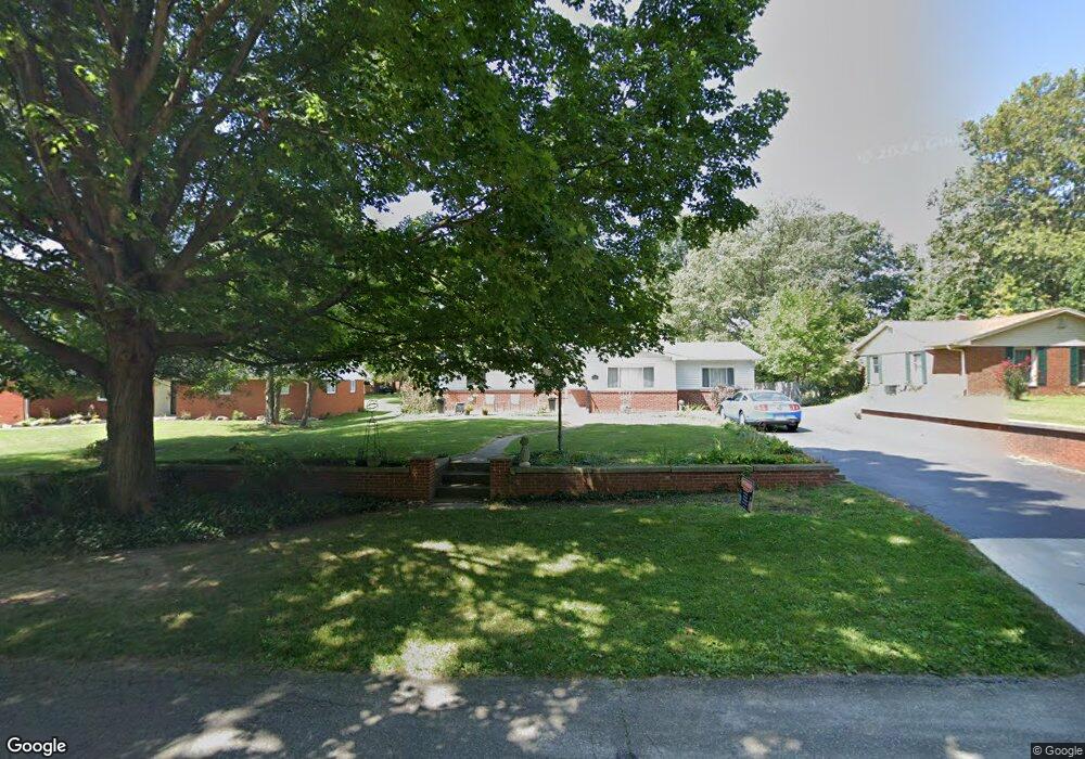 3320 Marilyn St, Columbus, IN 47203 - photo 1