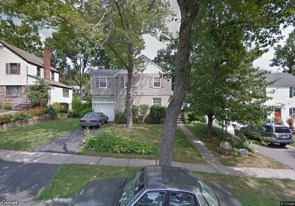 220 Manning Ave, River Edge, NJ 07661 - photo 1