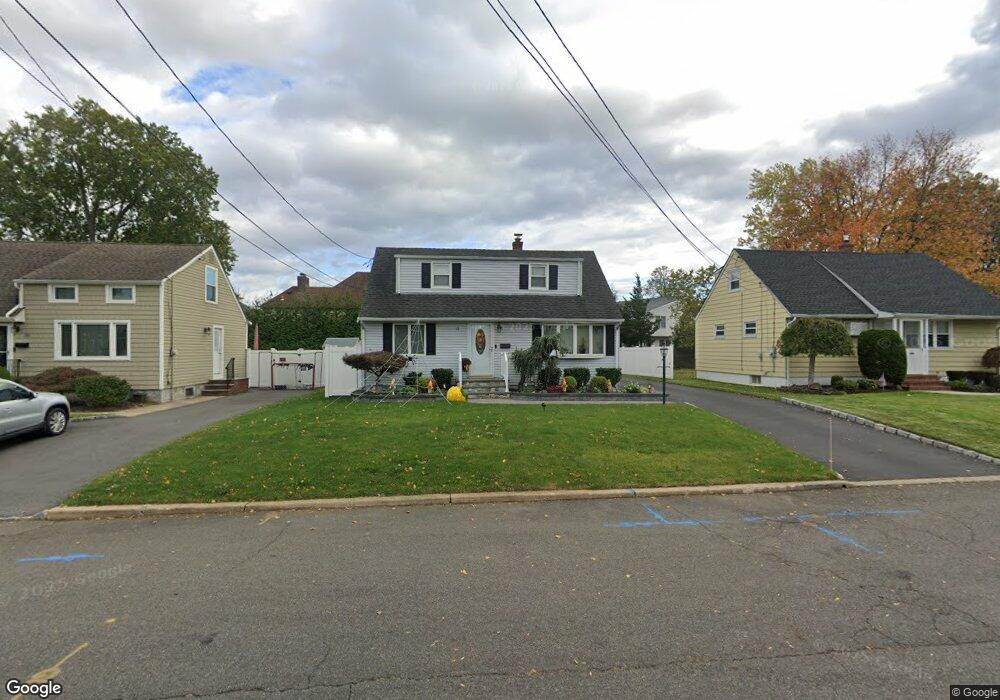 32 Bradley Rd, Clark, NJ 07066 - photo 1