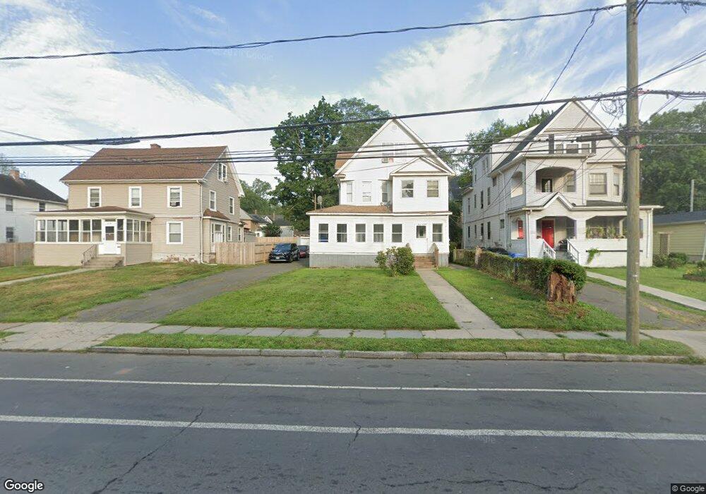 223 Vine St unit 225, Hartford, CT 06112 - photo 1