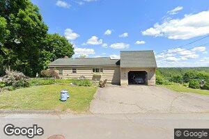 11 Oak Grove St, Veazie, ME 04401