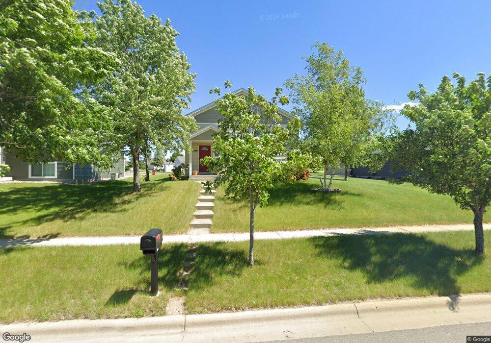 1005 Benjamin Dr, Alexandria, MN 56308 - photo 1