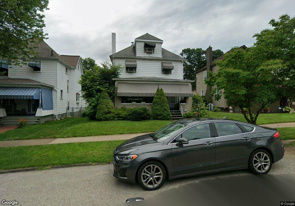 127 E Adams Ave, Vandergrift, PA 15690 - photo 1