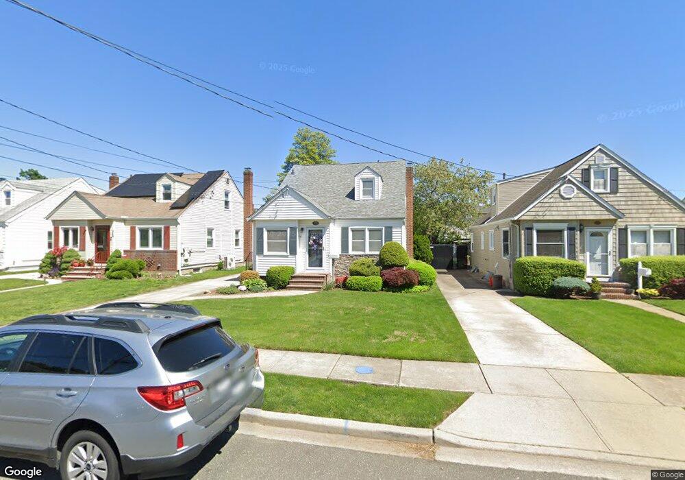 236 Belmont Ave, West Hempstead, NY 11552 - photo 1