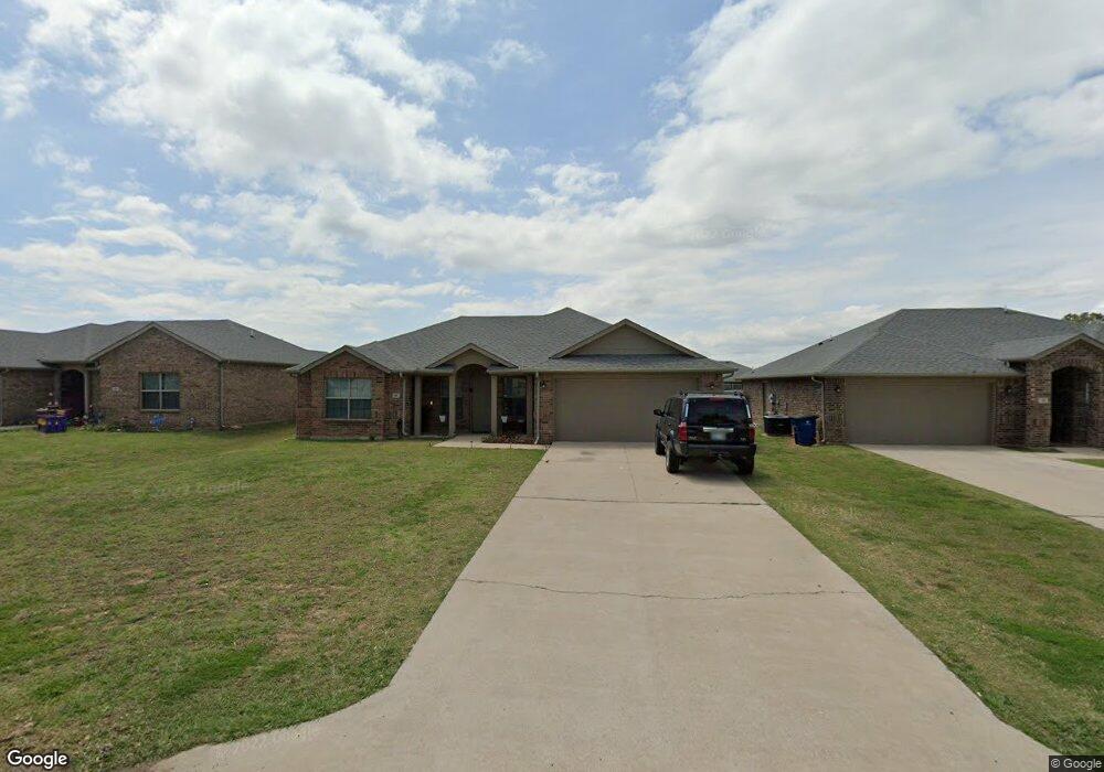 14 W Willow Ave, Duncan, OK 73533 - photo 1
