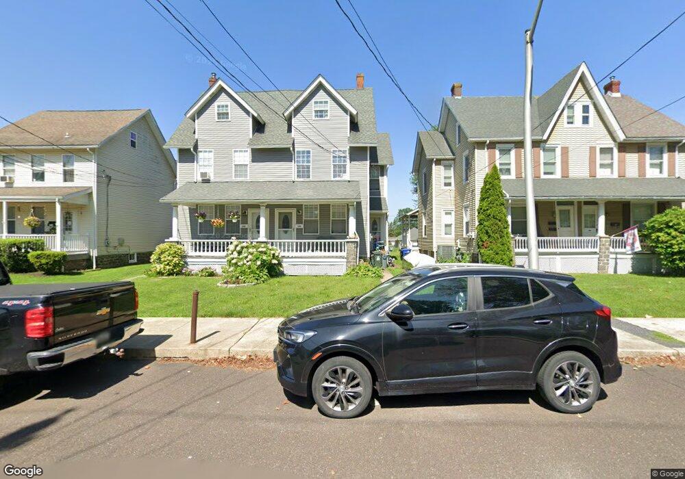 124 S 3rd St, Quakertown, PA 18951 - photo 1