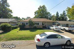 1104 5th St, Redding, CA 96002