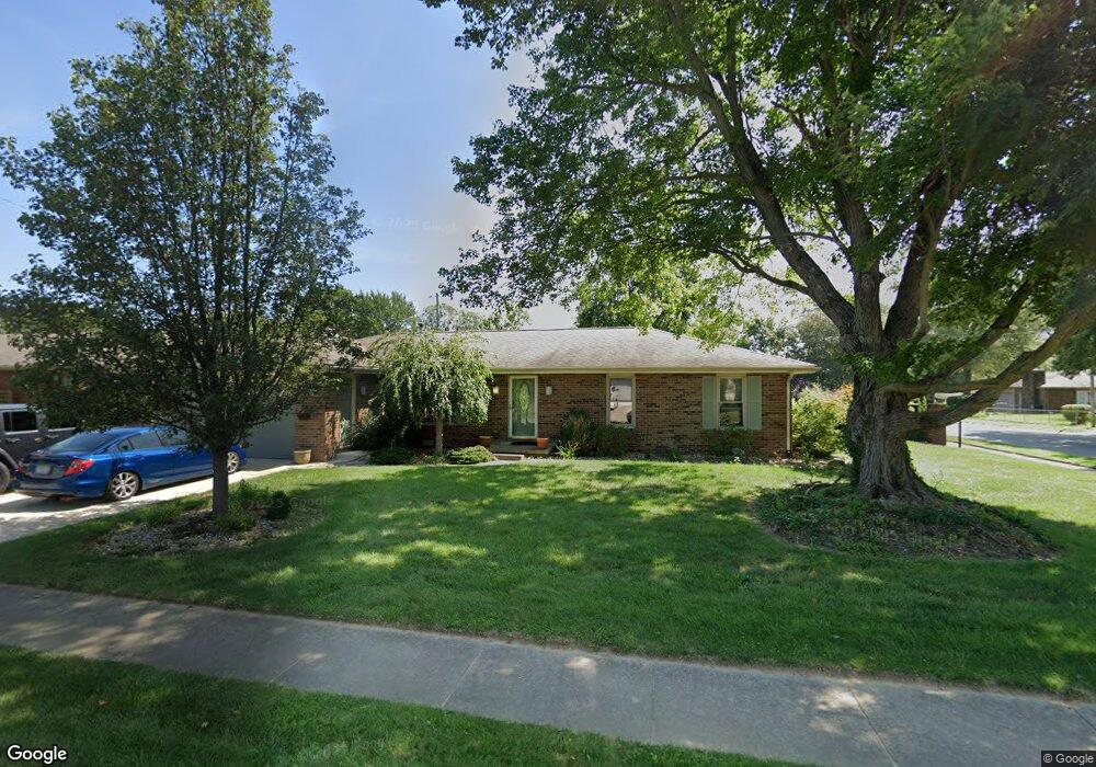 3235 Woodcrest Ct, Columbus, IN 47203 - photo 1