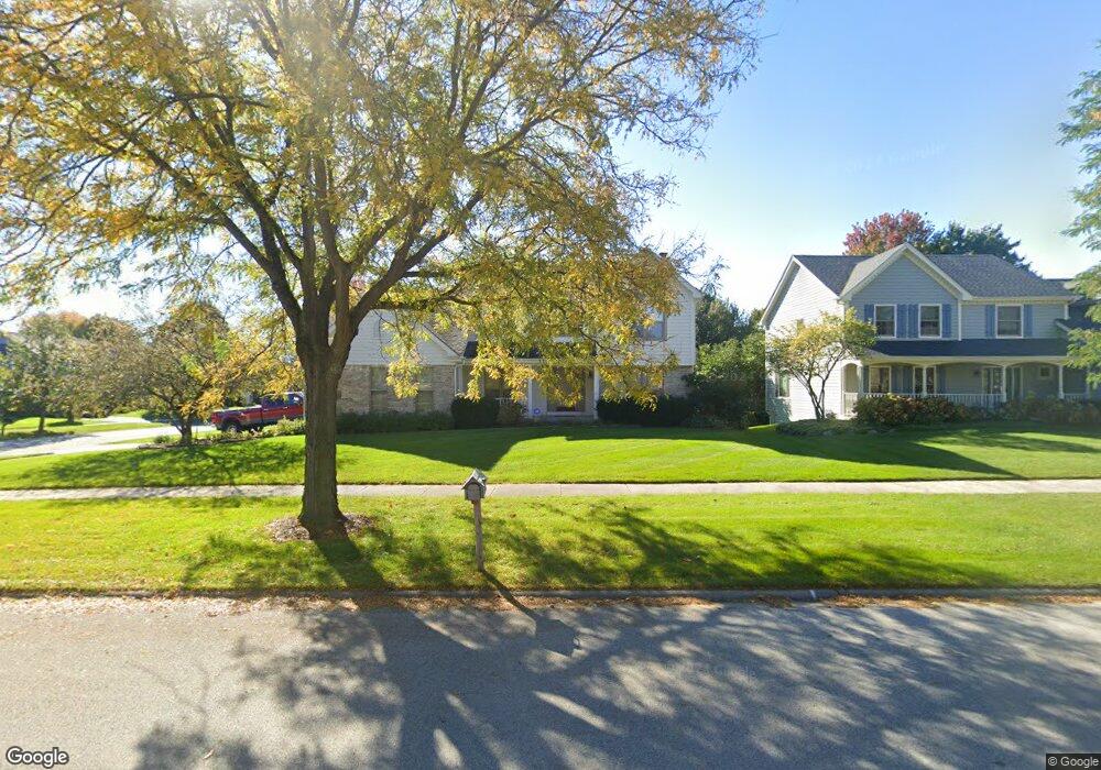 1304 Hamlet Rd, Naperville, IL 60564 - photo 1