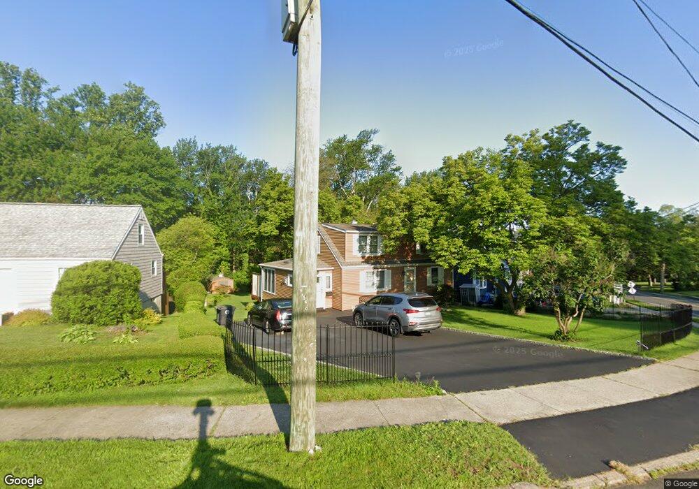 421 Pond Point Ave, Milford, CT 06460 - photo 1