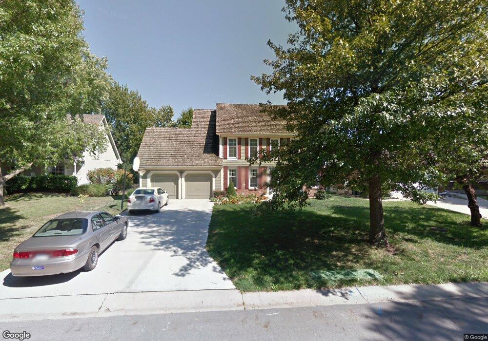 8525 Constance St, Lenexa, KS 66215 - photo 1